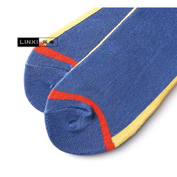 四季款潮流男女精品中筒襪 運動防臭、全棉舒適，盡顯時尚活力